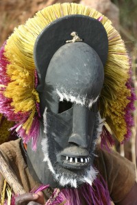 800px-Traditional_dogon_masque